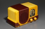 Addison 2 ’Waterfall’ Radio in Light Yellow Catalin + Maroon Bakelite